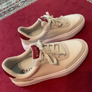 Kizik hands free shoes